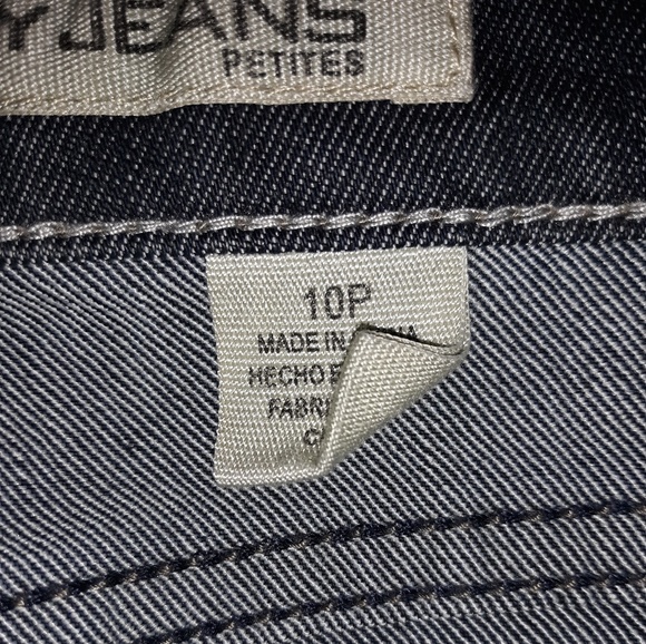 Jeans - Picture 2 of 3